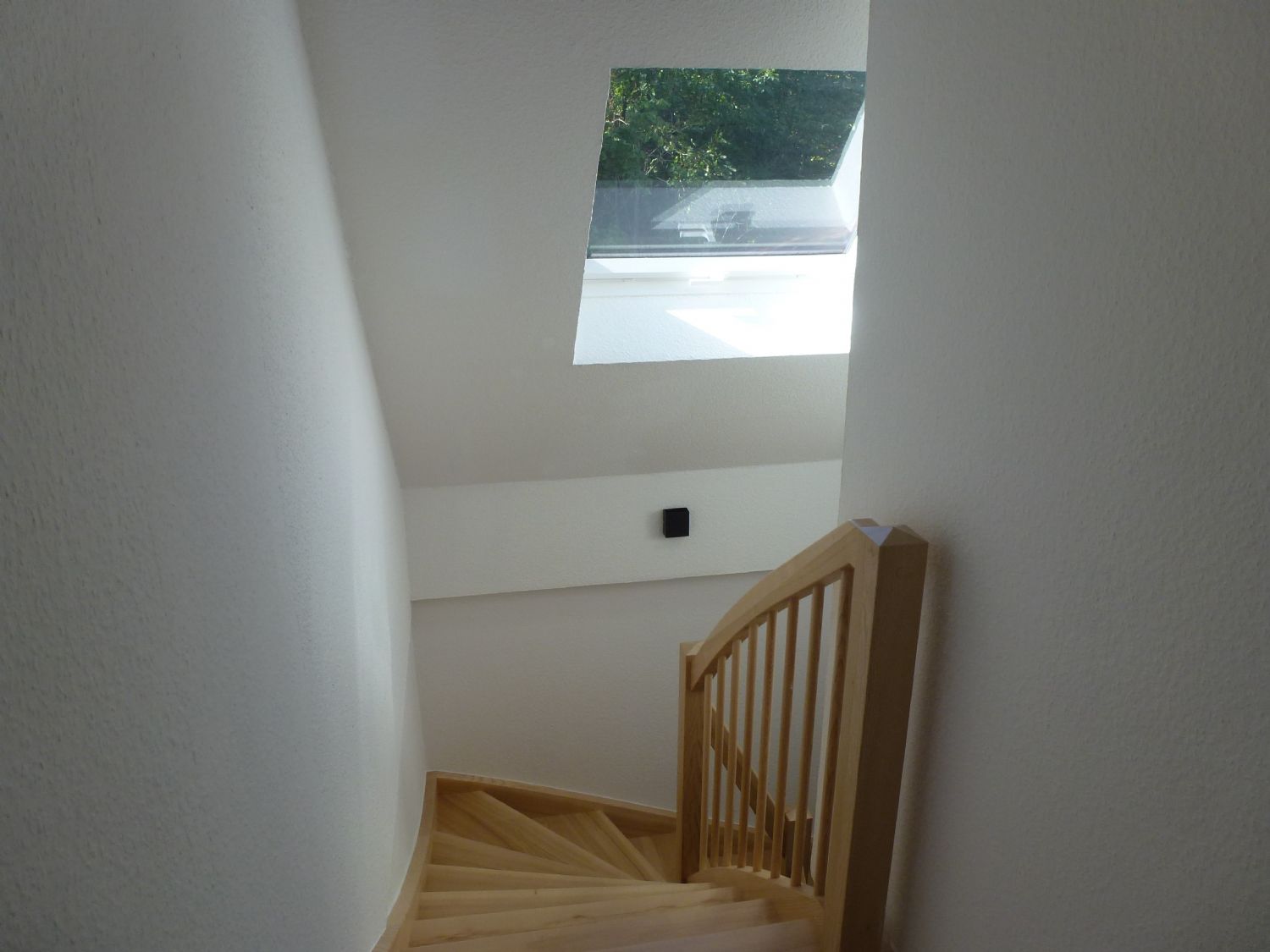 Treppenaufgang in Esche, zur DG.-Wohnung