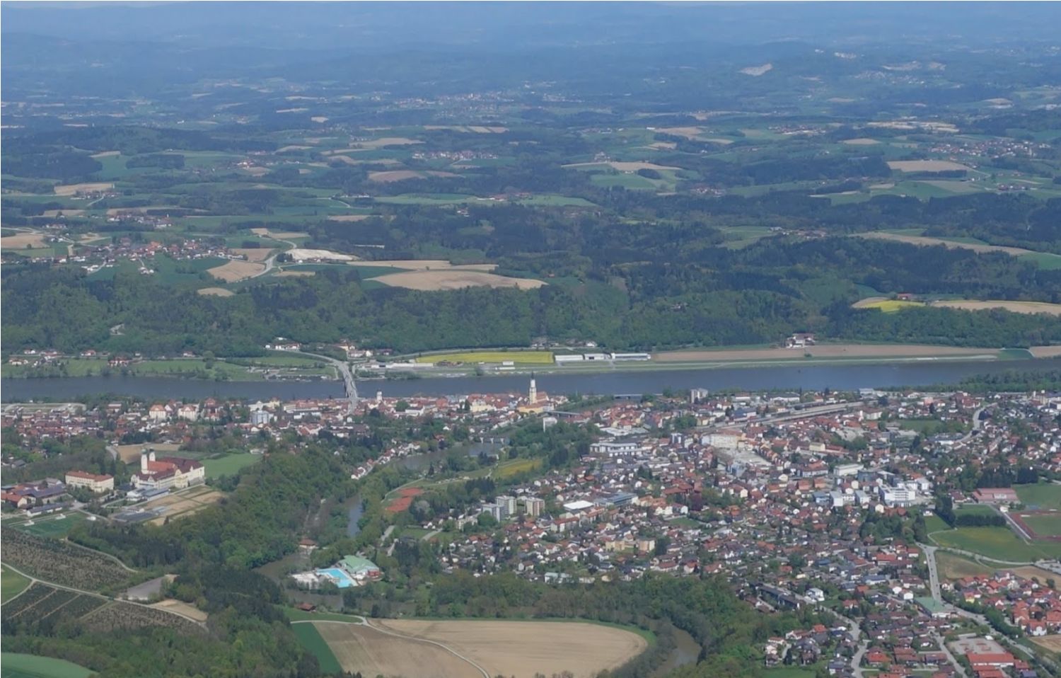 Stadt Vilshofen aus der Vogelperspektive