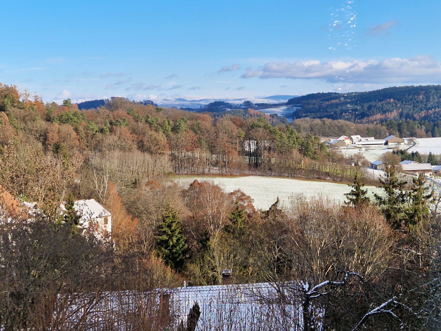 Einzigartiger Blick in die Winterlandschaft des Bayerischen Waldes
