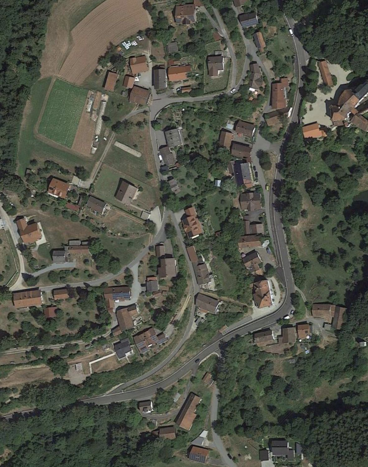 Luftbild vom Grundstück und Umgebung